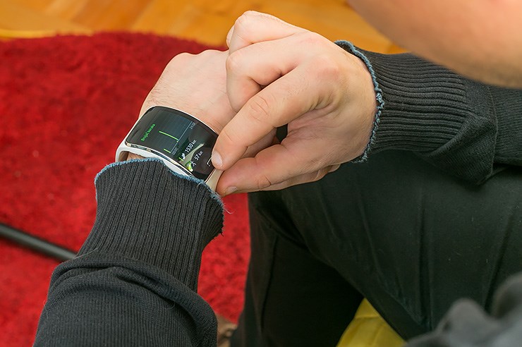 Samsung Galaxy Gear S (13).jpg